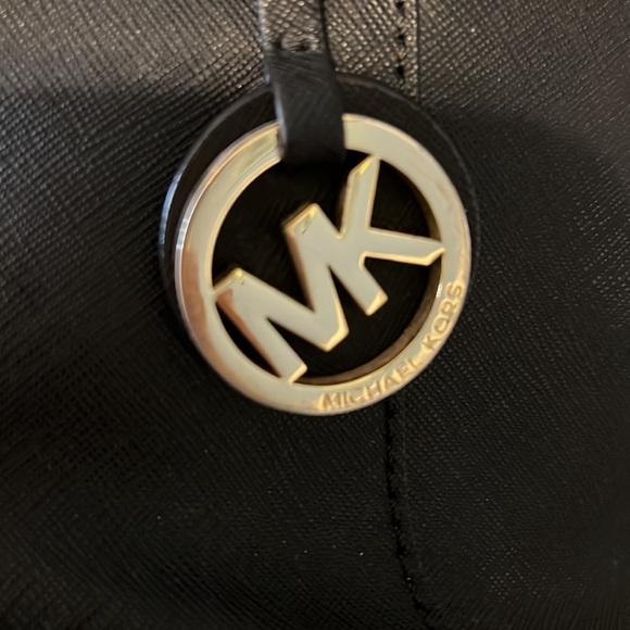 MICHAEL Michael Kors Jet Set East West Top Zip Tote and wallet Combo - Picture 5 of 9